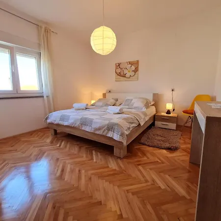 Apartment Vesna Posedarje
